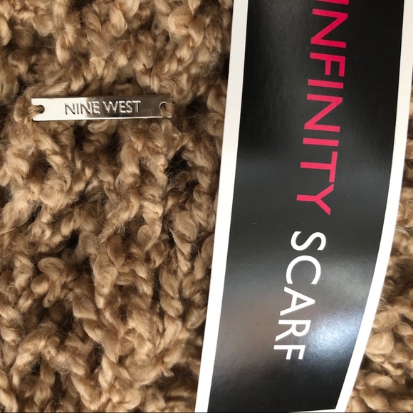 Nine West Chunky Infinity Scarf - Picture 6 of 9